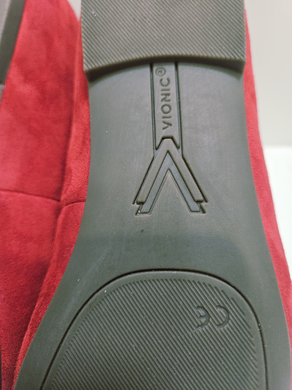 Vionic Klara Cherry Tomato Red Suede Leather Flats Size 7 - Orthopedic Support - Picture 9 of 16
